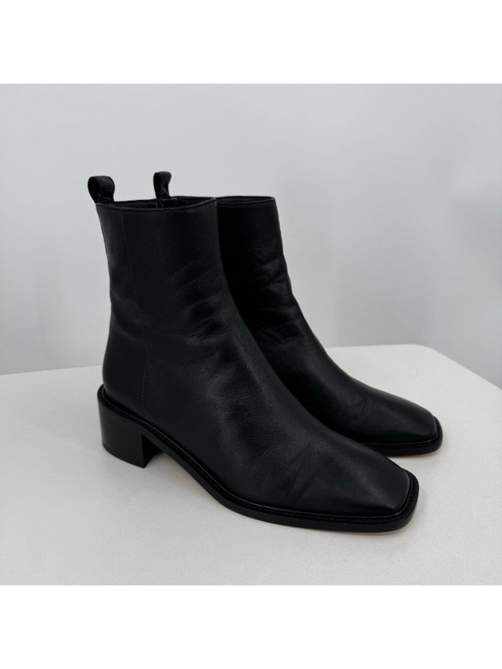 Everlane The City Boot in Black Leather sz 7.5 Women's Side Zip Block Heel Ankle